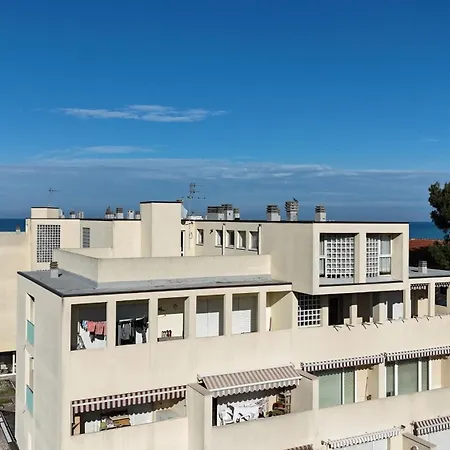 Se063 - Marzocca, Delizioso Bilocale Comodo Al Mare