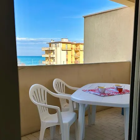 Se063 - Marzocca, Delizioso Bilocale Comodo Al Mare
