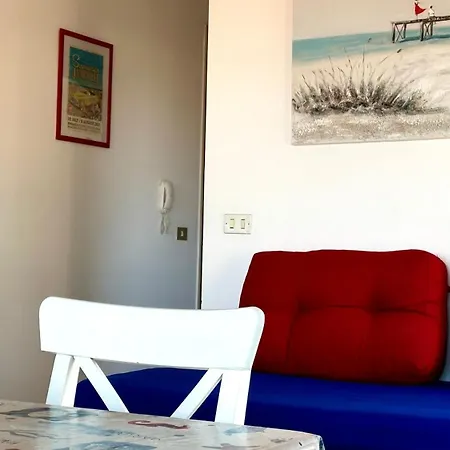 Se063 - Marzocca, Delizioso Bilocale Comodo Al Mare